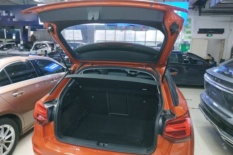 Used Audi Q2L 2018 35 TFSI Fashion Elegant Version China V Trunk