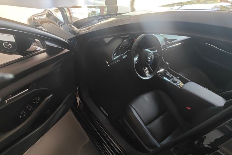 Used Mazda 3 Axela 2021 2.0L Automatic Zhiyao Edition Driver Seat