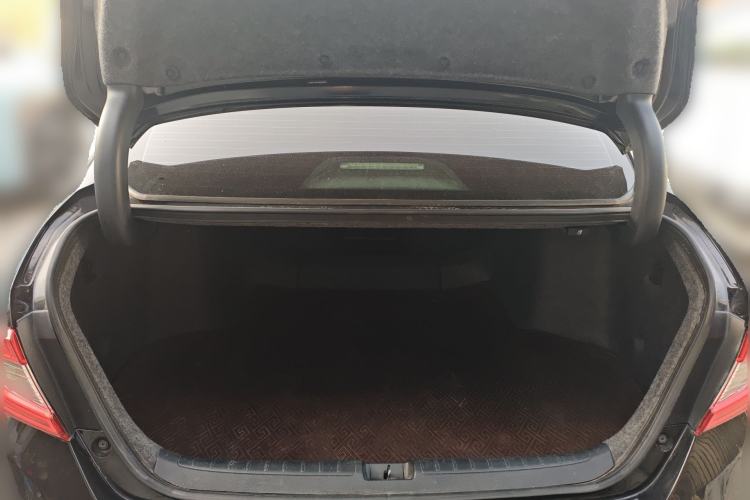 Used Honda Accord 2018 260TURBO Elite Edition China VI Trunk