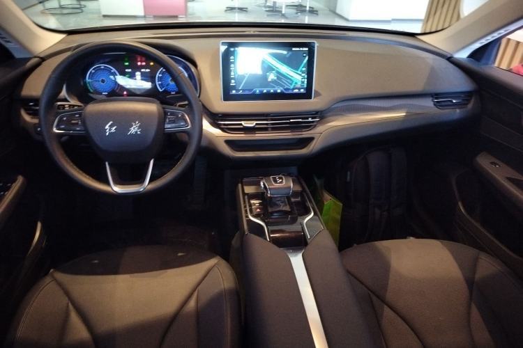 Used Hongqi E-QM5 2022 431 km Charge & Enjoy Edition