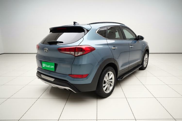 Used Hyundai Tucson 2015 1.6T Dual-Clutch Two-Wheel-Drive Smart Model Exterior 5