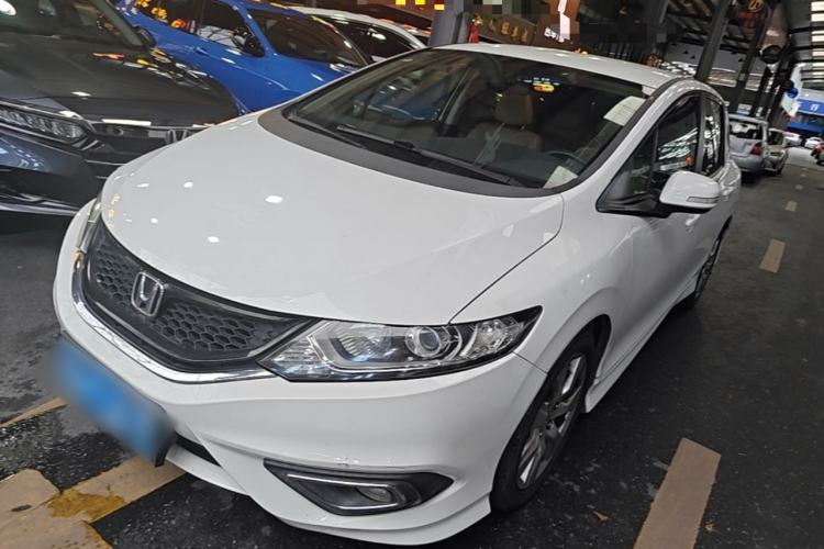 Used Honda Jade 2013 1.8L automatic Comfort version 5 seats