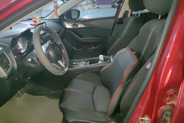 Used Mazda 3 Axela 2017 Hatchback 2.0L Automatic Luxury Model Emission Standard China V Left Front Seat