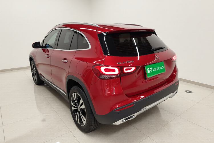 Used Mercedes-Benz GLA 2022 Facelifted GLA 200 Exterior 2