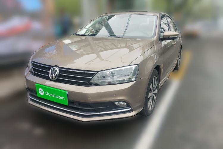 Used Volkswagen Sagitar 2015 230TSI Automatic Luxury Model