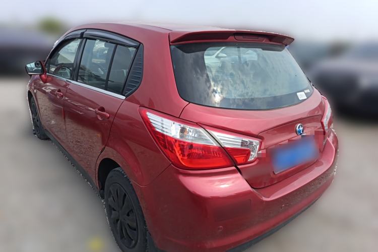 Used Venucia R50 2015 1.6L Automatic Fashion Edition Rear Left 45 Deg