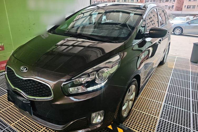 Used Kia Carens 2013 2.0L 7-Seater Automatic Standard Version China IV Standard