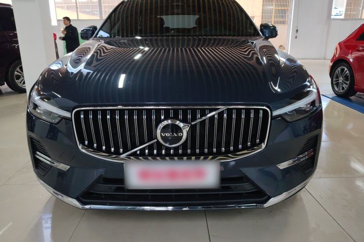 Used Volvo XC60 2023 B5 4x4 Smart Luxury Edition