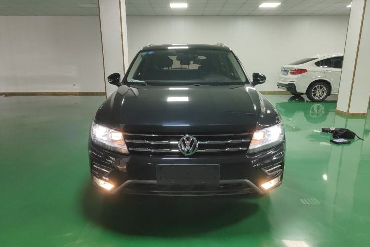 Used Volkswagen Tiguan L 2018 330TSI Automatic Two-Wheel Drive Luxury Edition Front