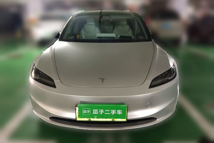 Used Tesla Model 3 2023 Long-Range All-Wheel-Drive Version