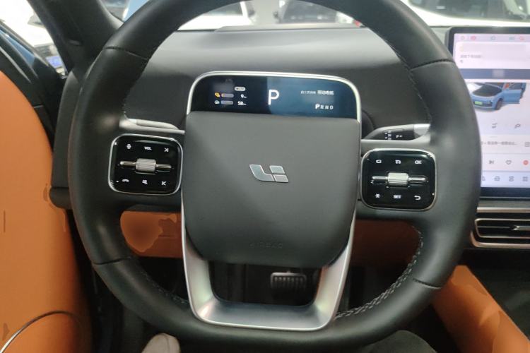 Used Li Auto L8 2023 Pro Model Steering Wheel