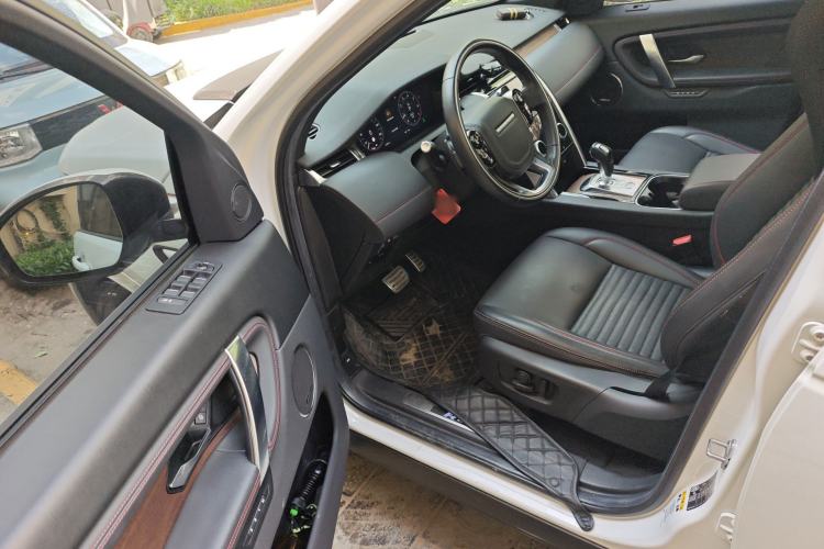 Used Land Rover Discovery Sport 2020 249 PS R-Dynamic Luxury Custom Edition Driver Seat