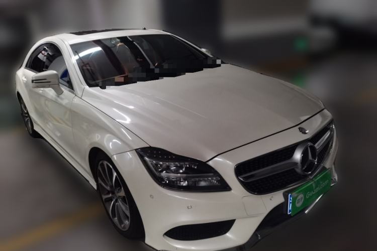 Used Mercedes-Benz CLS 2015 CLS 320 Front Right 45 Deg