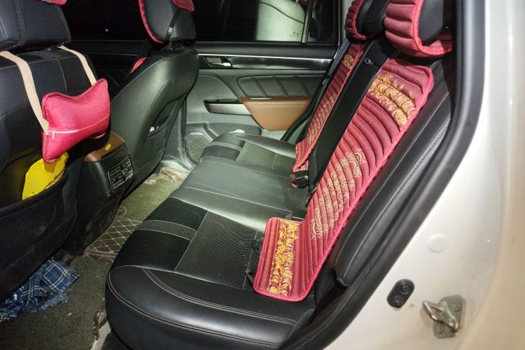 Used GAC Trumpchi GS7 2017 280T Two-Wheel Drive Luxury Model
