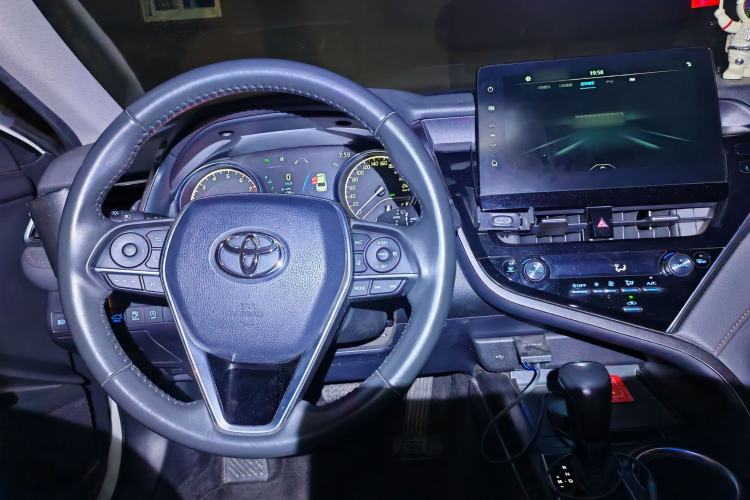 Used Toyota Camry 2021 2.0G Luxury Edition Steering Wheel