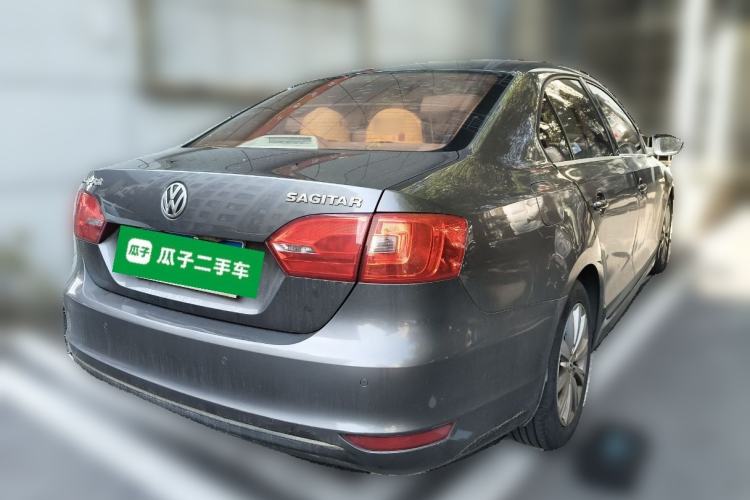 Used Volkswagen Sagitar 2014 Revised Version 1.6L Manual Comfort Edition
