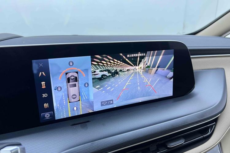 Used Buick GL8 New Energy 2025 Lu Shang Luxury Edition 7-Seater Audio And AC Panel