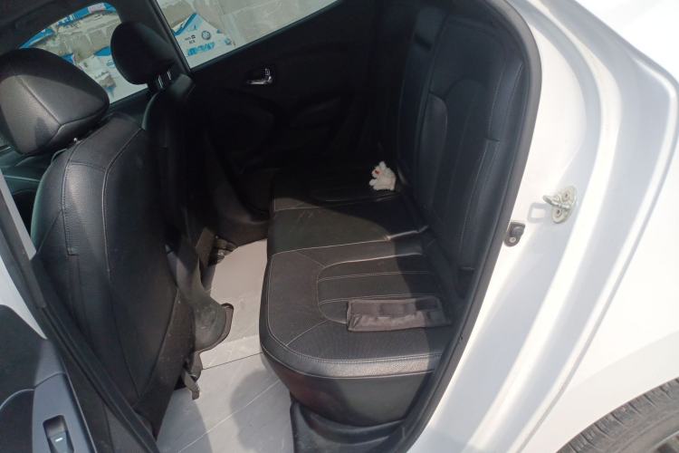 Used Hyundai ix35 2013 2.0L Automatic Two-Wheel Drive Smart GLS China IV Standard Left Rear Seat