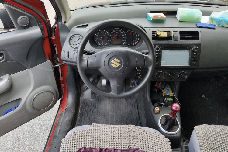 Used Suzuki Swift 2013 1.3L Manual Value Edition