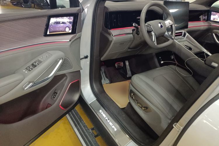 Used Denza N9 2025 Flagship Model