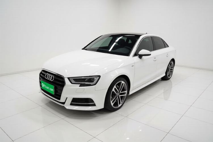 Used Audi A3 2018 30th Anniversary Edition Limousine 35 TFSI Sport Model Guazi used car, China used car export, Used car for sale, Used  cars, Cheapest cars for sale