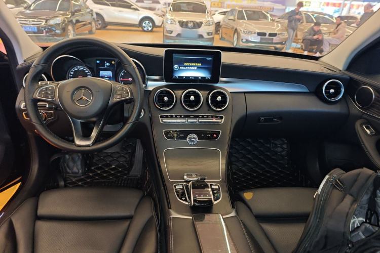 Used Mercedes-Benz C-Class 2015 C 200 L Sport Edition
