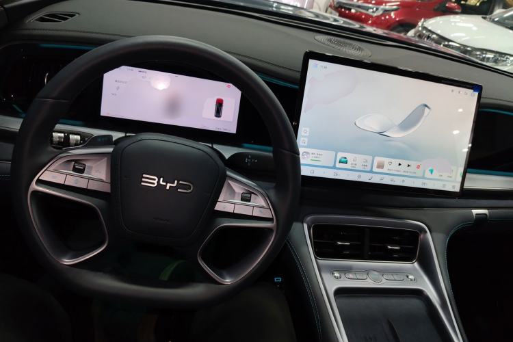 Used BYD Sealion 07 DM-i 2025 150 Flagship+ Edition Center Console