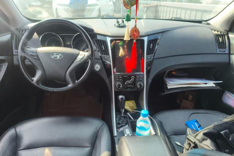 Used Hyundai Sonata 2013 2.4L Automatic Leading Edition China IV Standard
