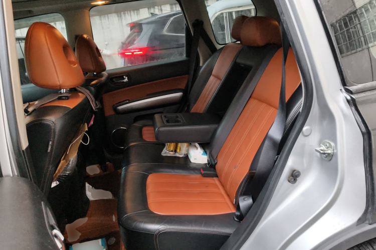 Used Dongfeng Fengdu MX6 2016 2.0L CVT Two-Wheel Drive Dream Edition