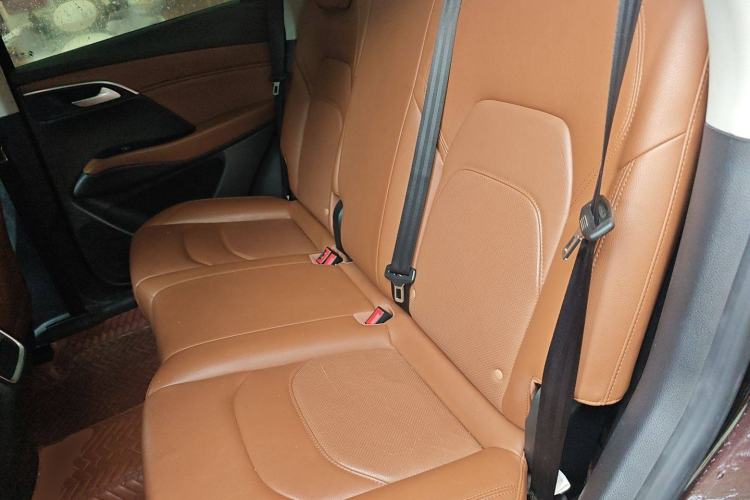 Used BORGWARD BX7 2018 28T Front-Wheel Drive Quality Enjoyment Version 5 Seats China VI Emission Standard