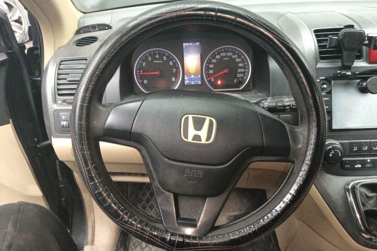 Used Honda CR-V 2010 2.0L manual two-wheel drive urban version
