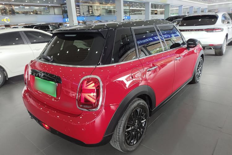 Used MINI MINI 2021 1.5T COOPER Classic Edition Five-Door Version
