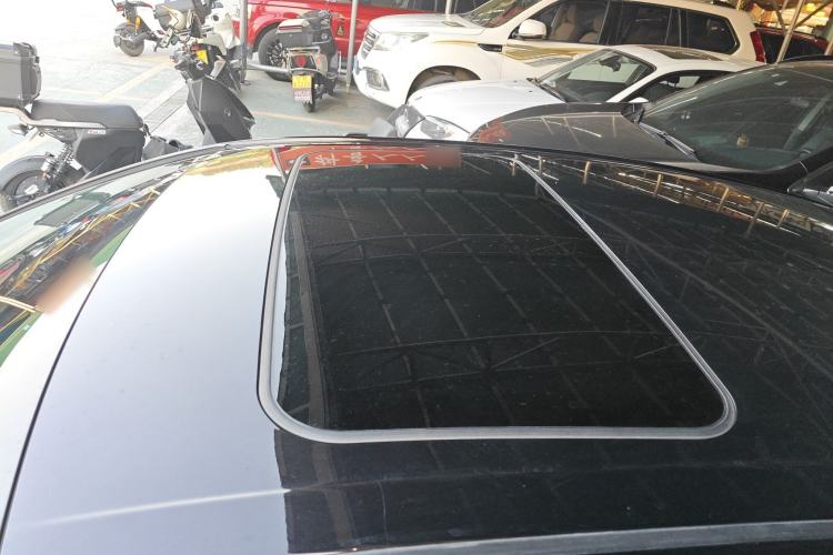 Used Toyota Avalon 2022 Dual-Engine 2.5L Luxury Edition