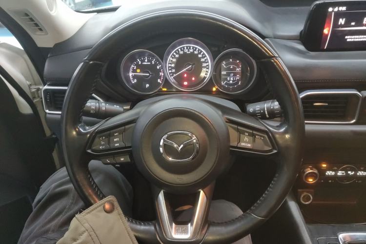 Used Mazda CX-5 2017 2.0L Automatic 2WD ZhiShang Trim China V Standard
