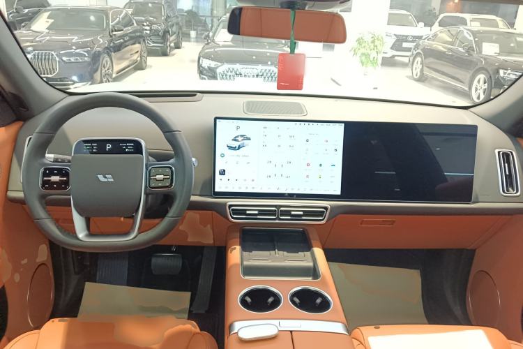 Used Li Auto L7 2025 Max Smart Refresh Edition Center Console