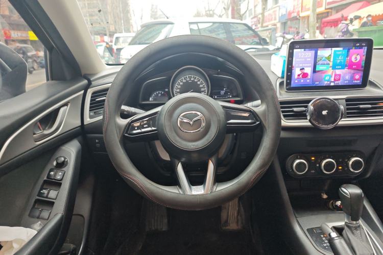 Used Mazda 3 Axela 2017 Sedan 1.5L Automatic Comfort Model China VI Standard Steering Wheel