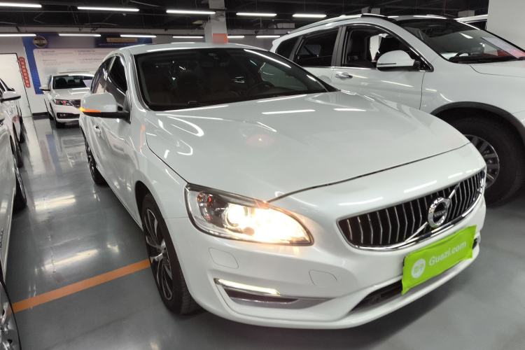 Used Volvo S60 2019 S60L Facelift T5 Intelligent Advanced Edition
