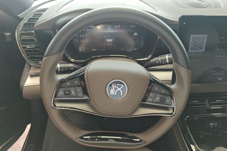 Used BYD Han 2025 DM-i 125KM Elite Model Steering Wheel