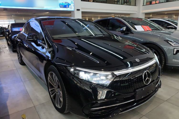 Used Mercedes-Benz EQS 2022 Updated Version 450+ Pioneer Edition Front Right 45 Deg