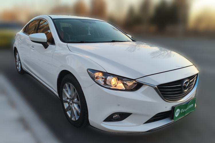 Used Mazda Atenza 2015 2.0L Blue Sky Luxury Edition Front Right 45 Deg