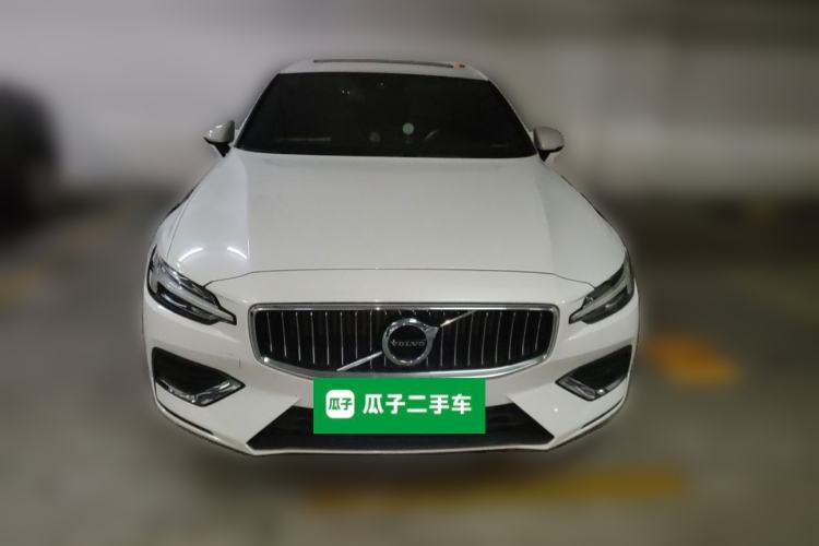 Used Volvo S60 2020 T4 Zhiyi Luxury Edition
