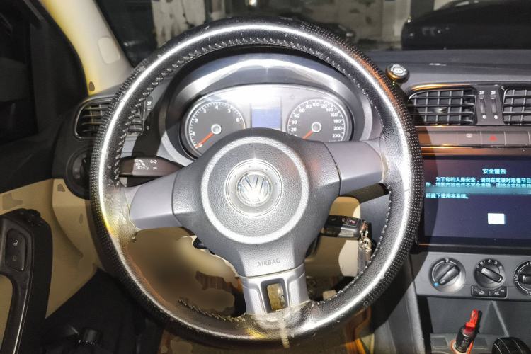 Used Volkswagen Polo 2011 1.6L Automatic ZhiShang Version
