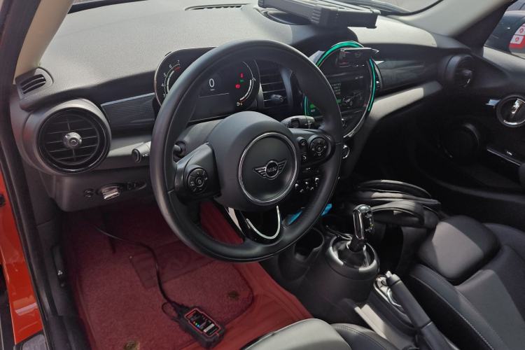 Used MINI 2021 1.5T COOPER Classic Edition Five-Door Version
