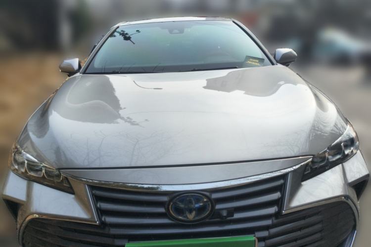 Used Toyota Avalon 2019 Dual-Engine 2.5L Luxury Edition China VI Standard
