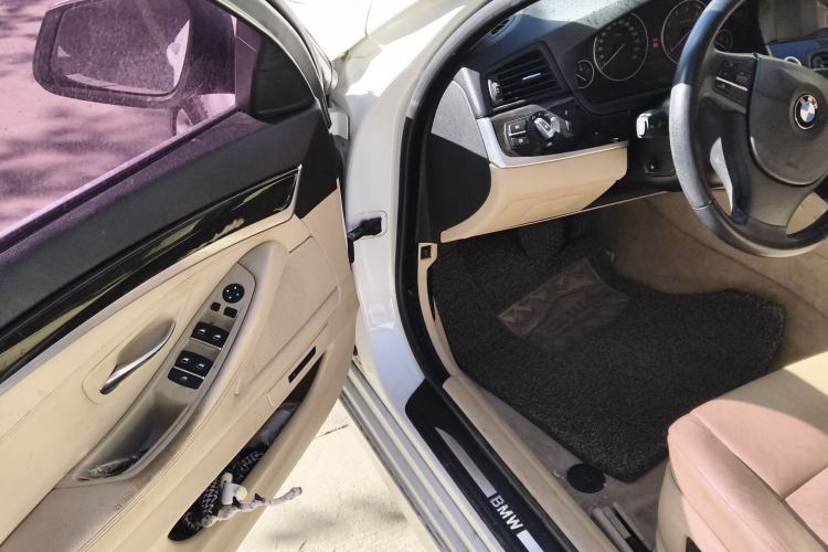 Used BMW 5 Series 2013 525Li Leading Model