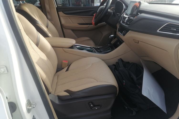 Used Baojun 730 2017 1.8L iAMT Prestige Version 7 Seats