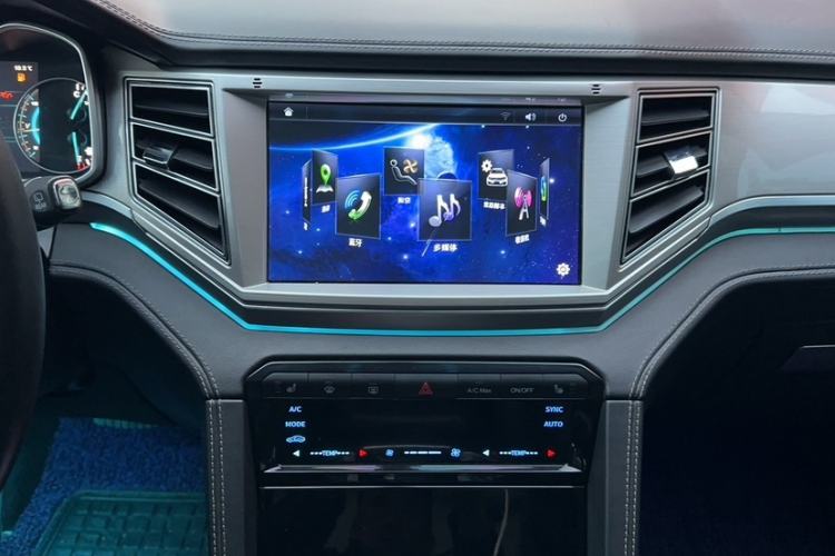 Used Zotye Domy X7 2017 Upgraded Edition 2.0T DCT Huangshan Model 7 Seats