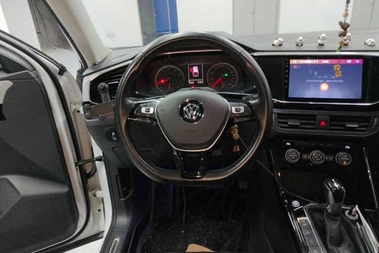 Used Volkswagen Tayron 2019 330TSI Two-Wheel Drive Luxury Model China VI Standard Steering Wheel