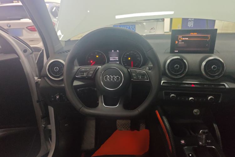 Used Audi Q2L 2023 35TFSI Fashion Dynamic Model
