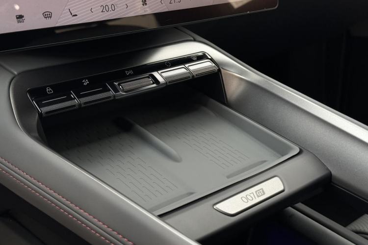 Used Zeekr 007GT 2025 Rear-Drive Intelligent Driving Version 75 kWh Interior 6